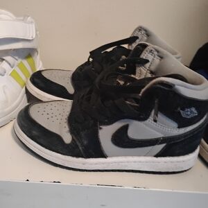 Nike Kids Shoes Black and Gray